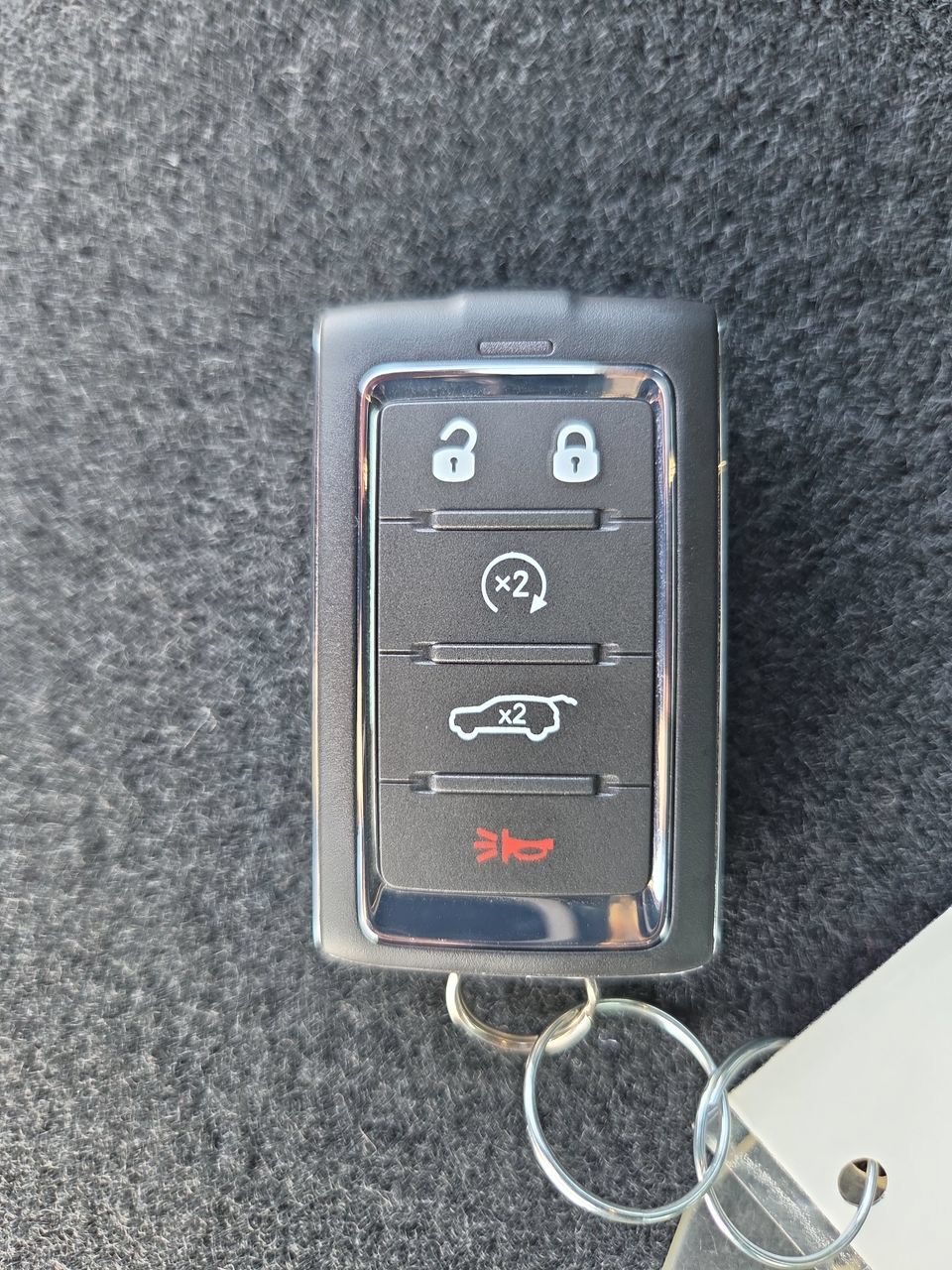 New 2026 Jeep Cherokee Overland w/ Advanced Pro Tech Group AWD/4WD image 25
