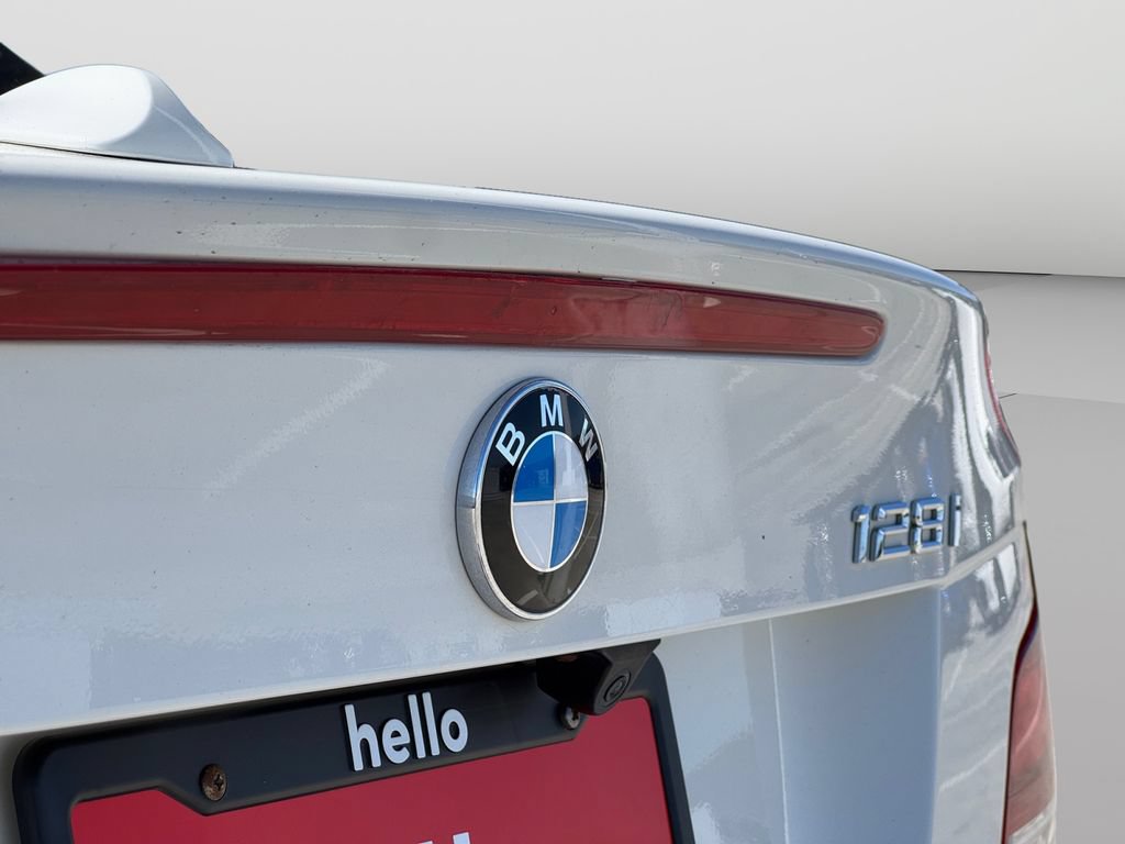 Used 2010 BMW 128i Convertible RWD image 25