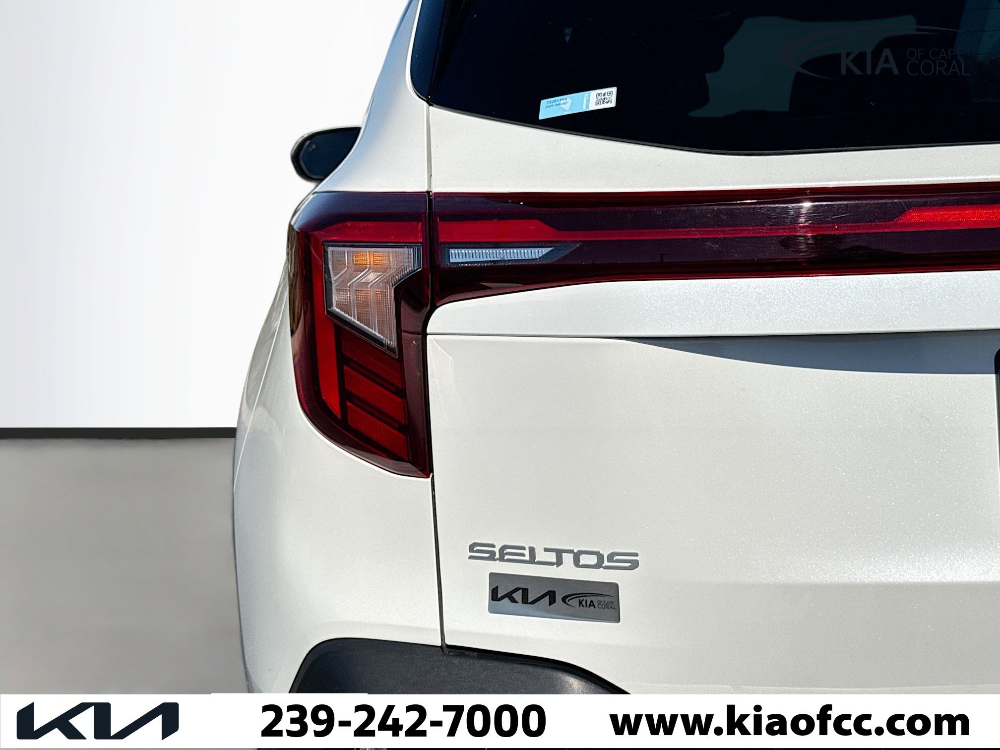 Certified 2024 Kia Seltos EX image 10