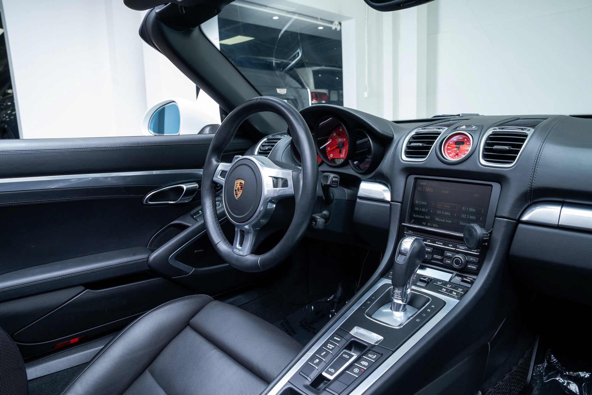 Used 2016 Porsche Boxster GTS RWD image 10