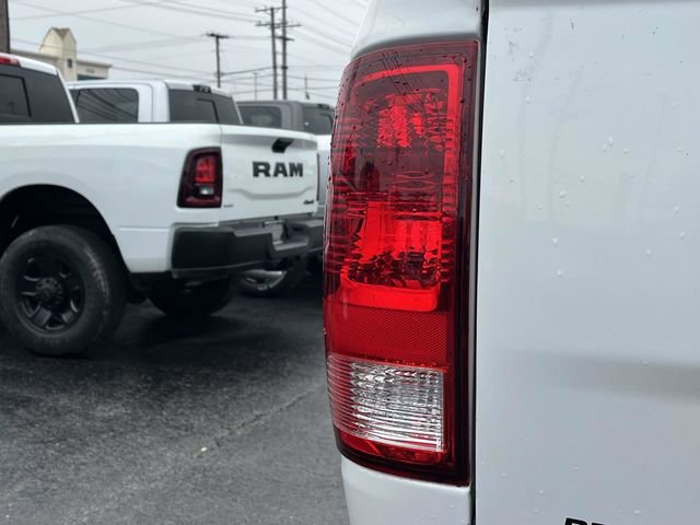 Used 2017 RAM 2500 Tradesman w/ Chrome Appearance Group image 10