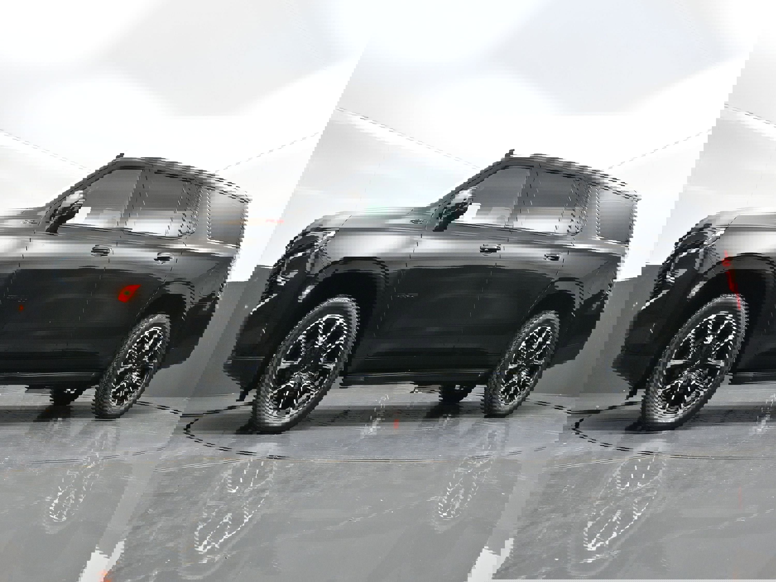 Used 2023 Chevrolet Tahoe RST w/ Luxury Package image 49