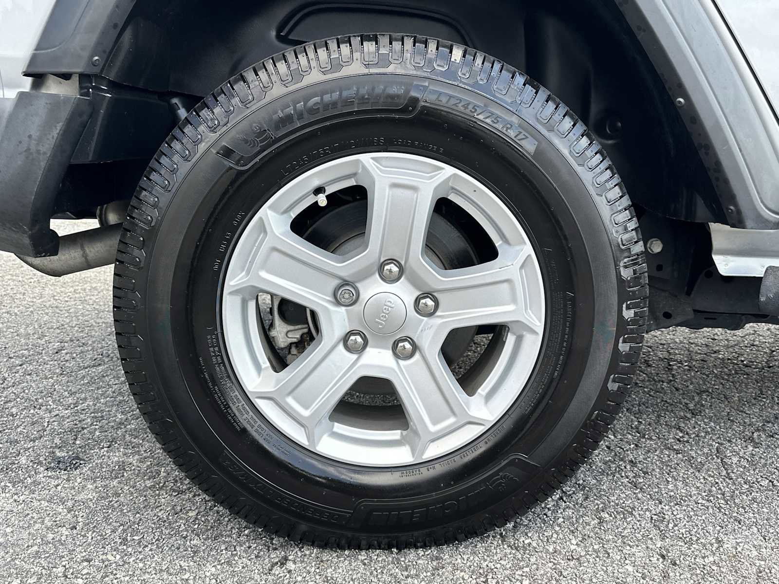 Used 2022 Jeep Wrangler Unlimited Sport image 17