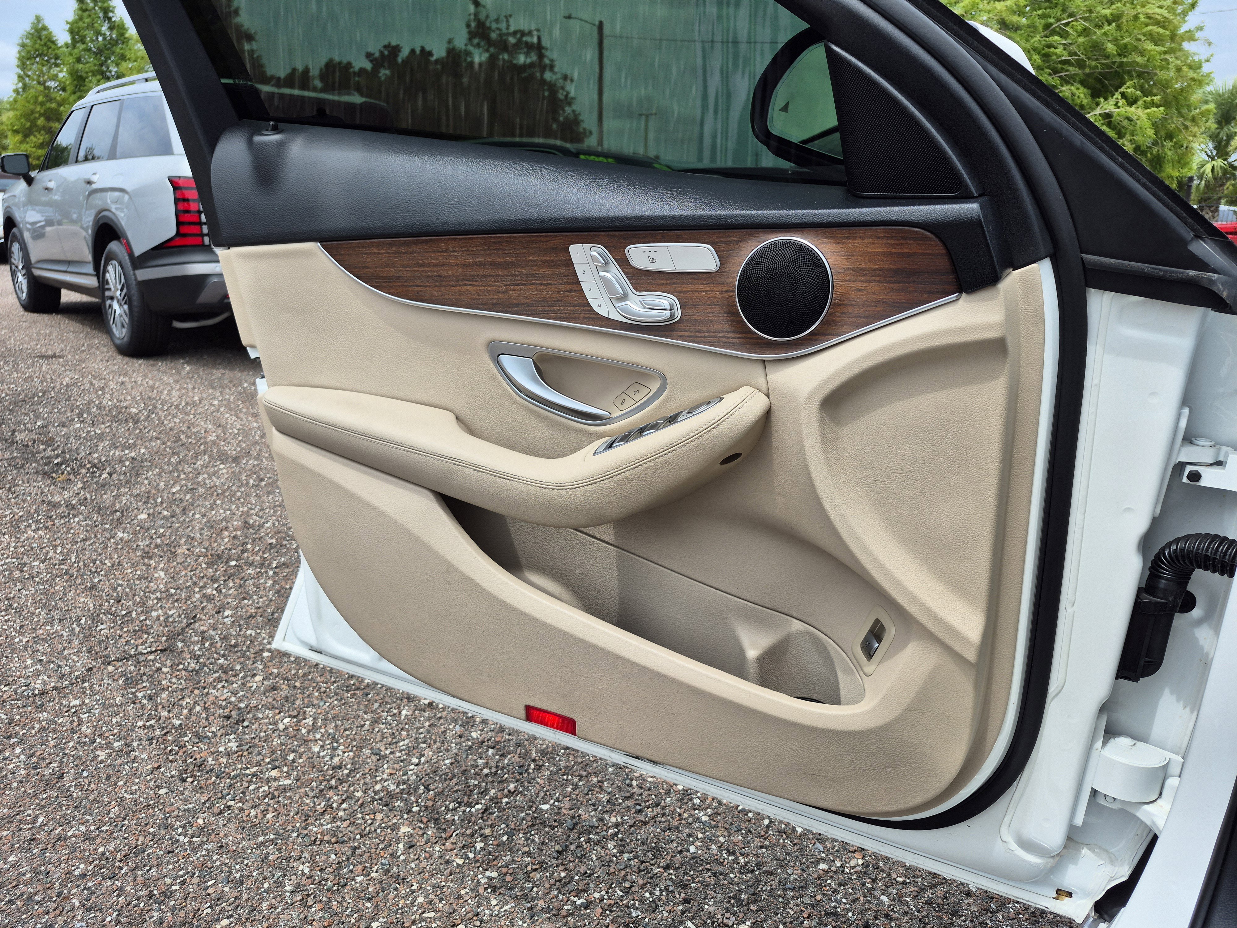 Used 2020 Mercedes-Benz C 300 4MATIC Sedan image 27
