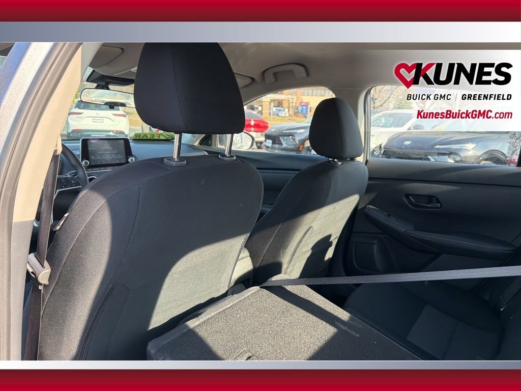 Used 2024 Nissan Sentra SV FWD image 39