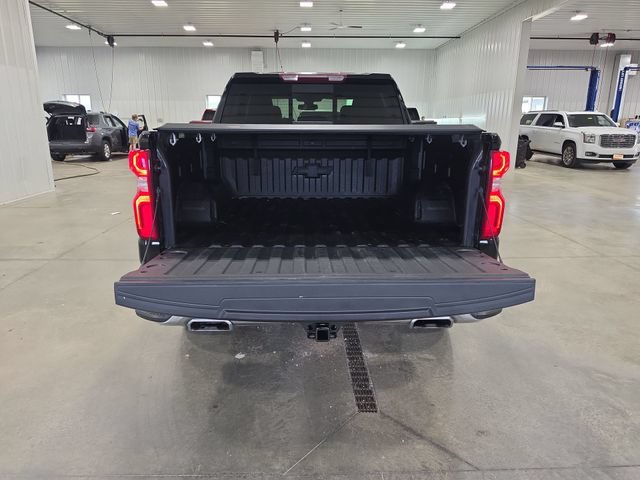 Used 2021 Chevrolet Silverado 1500 LTZ w/ LTZ Premium Package AWD/4WD image 28