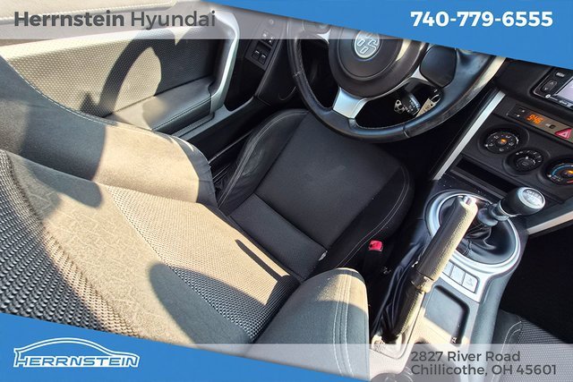 Used 2019 Toyota 86 image 13