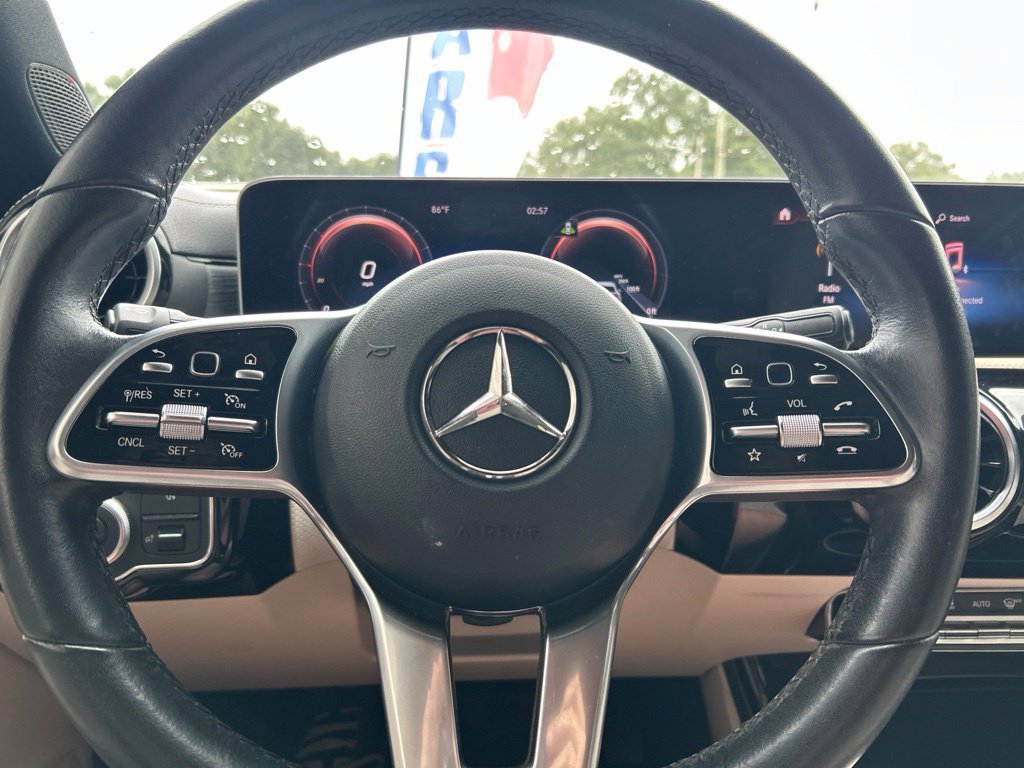 Used 2020 Mercedes-Benz CLA 250 image 24
