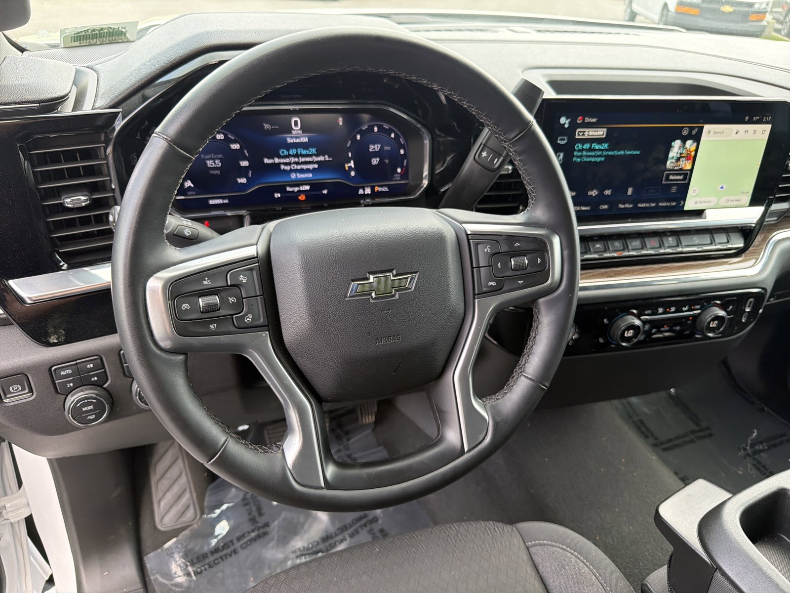 Used 2024 Chevrolet Silverado 1500 RST w/ Z71 Off-Road Package AWD/4WD image 17