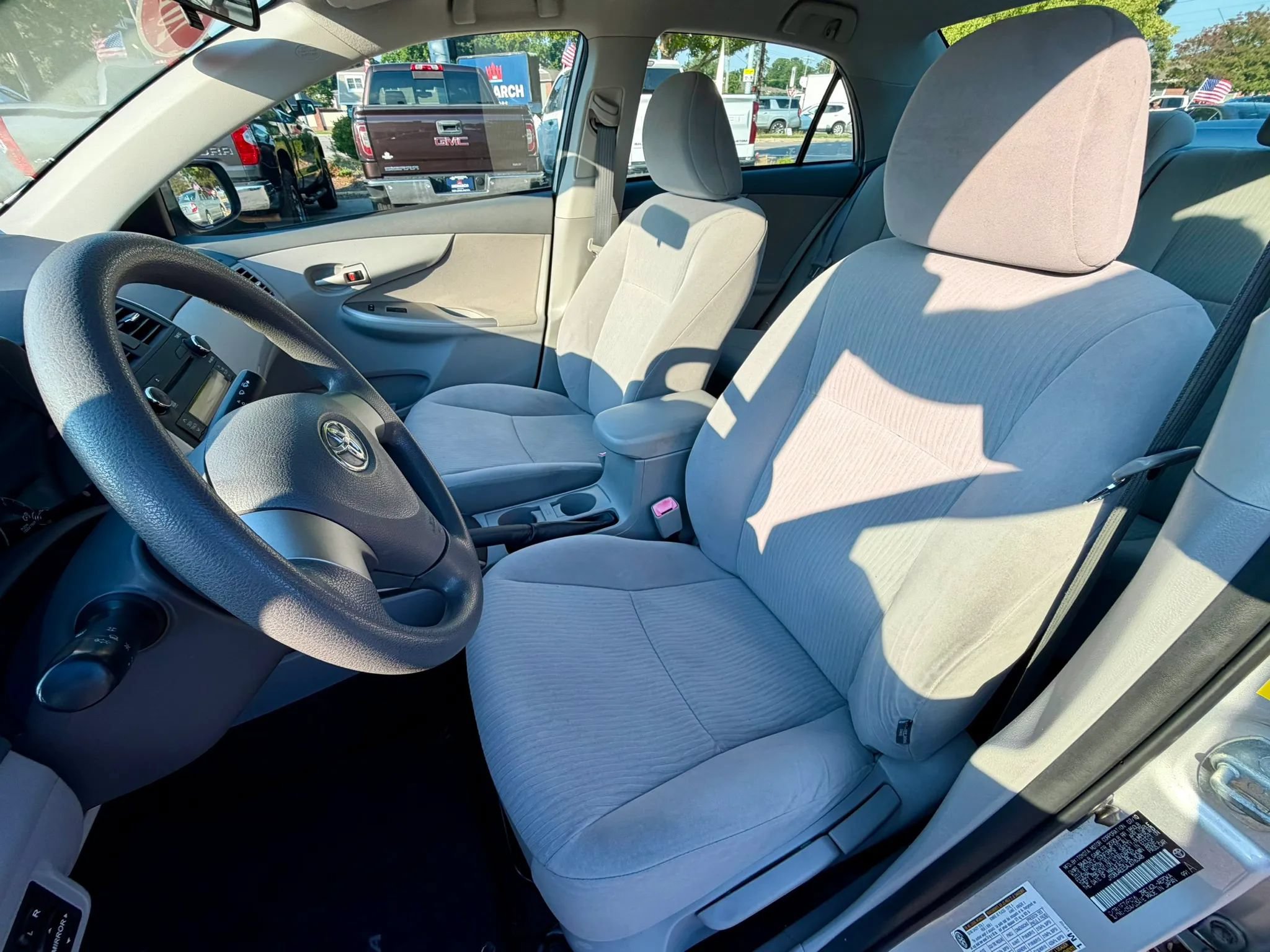 Used 2010 Toyota Corolla LE FWD image 8