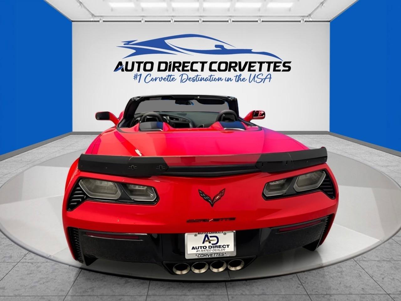 Used 2015 Chevrolet Corvette Z06 w/ 3LZ Preferred Equipment Group RWD image 12