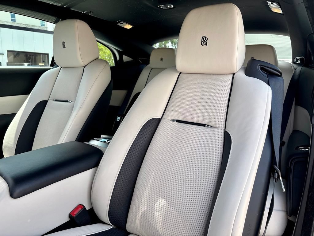 Used 2020 Rolls-Royce Wraith RWD image 18