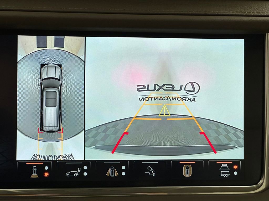 Used 2023 GMC Yukon XL Denali w/ Denali Reserve Package AWD/4WD image 41