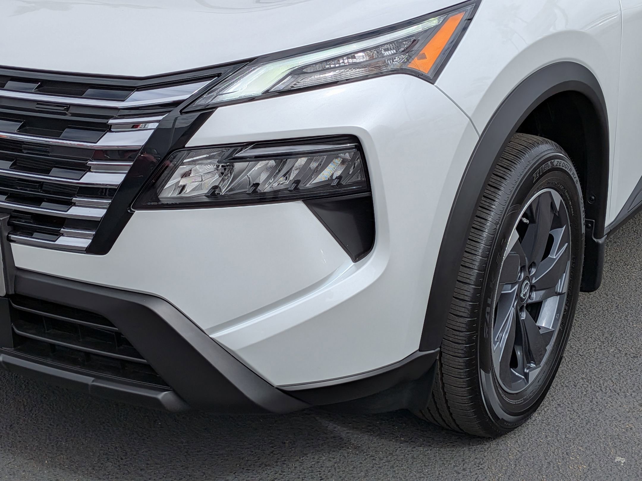 New 2026 Nissan Rogue SV image 10