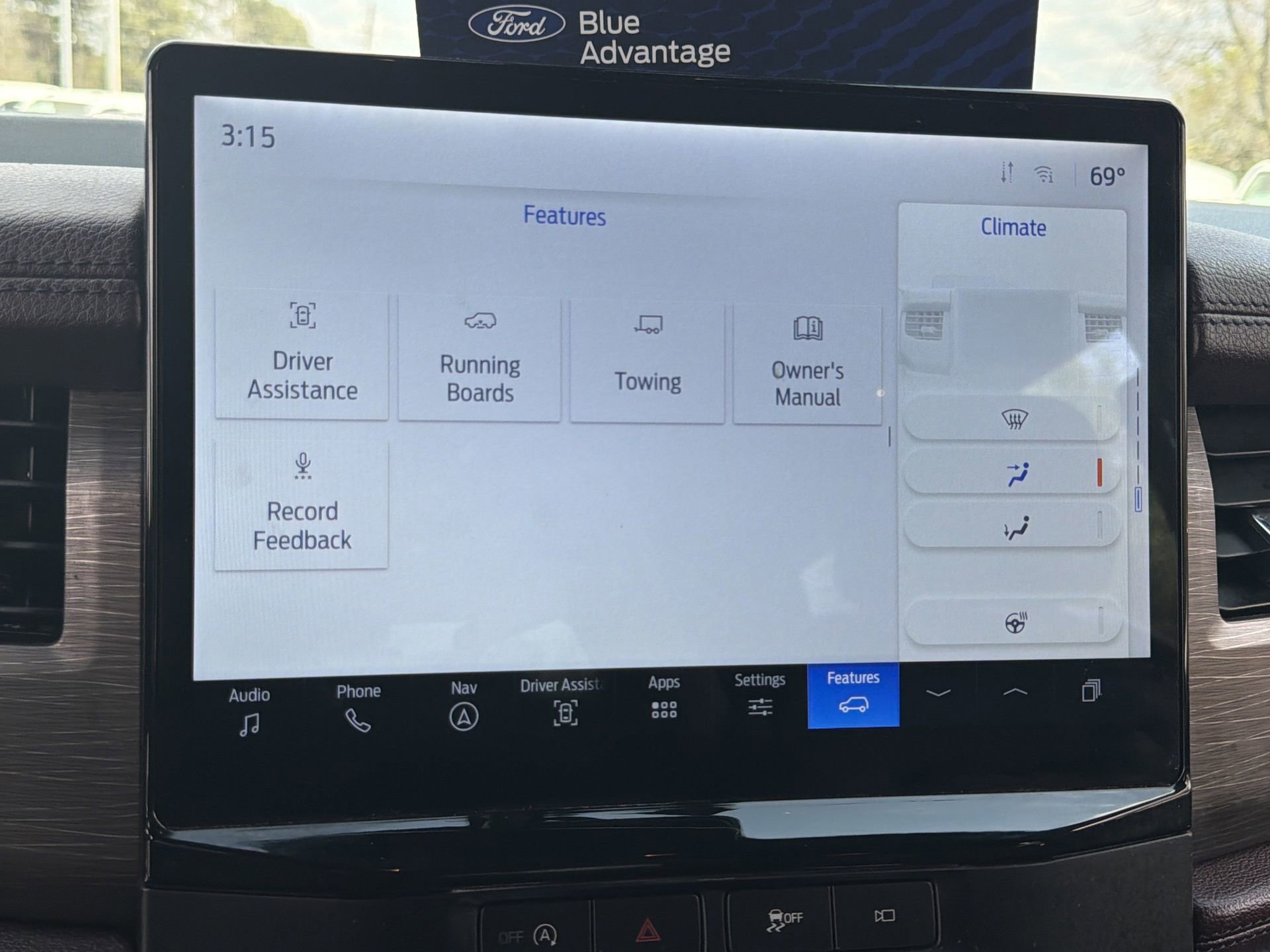 Certified 2024 Ford Expedition Limited image 11