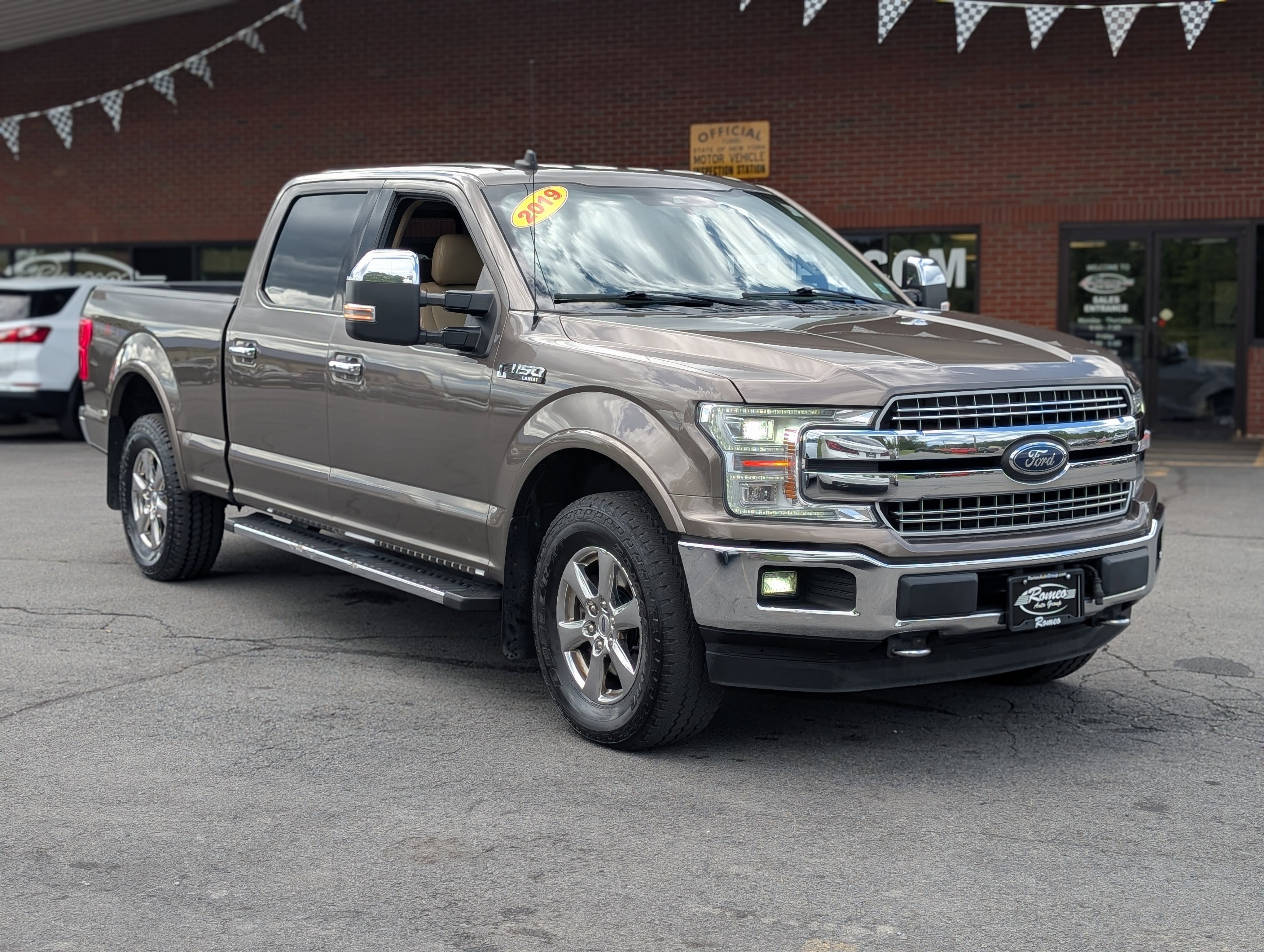 Used 2019 Ford F150 Lariat w/ Equipment Group 502A Luxury image 12