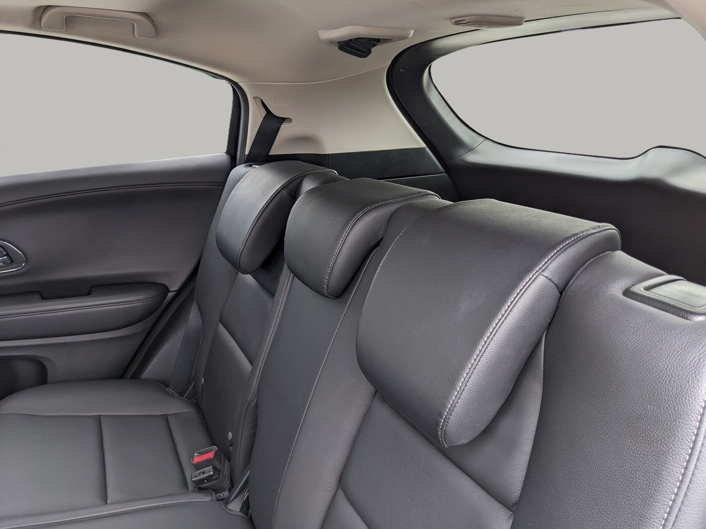Used 2018 Honda HR-V EX-L image 18