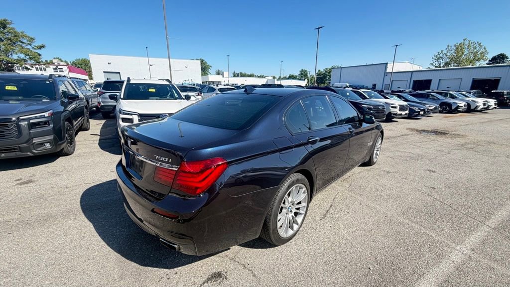 Used 2014 BMW 750i xDrive AWD/4WD image 7