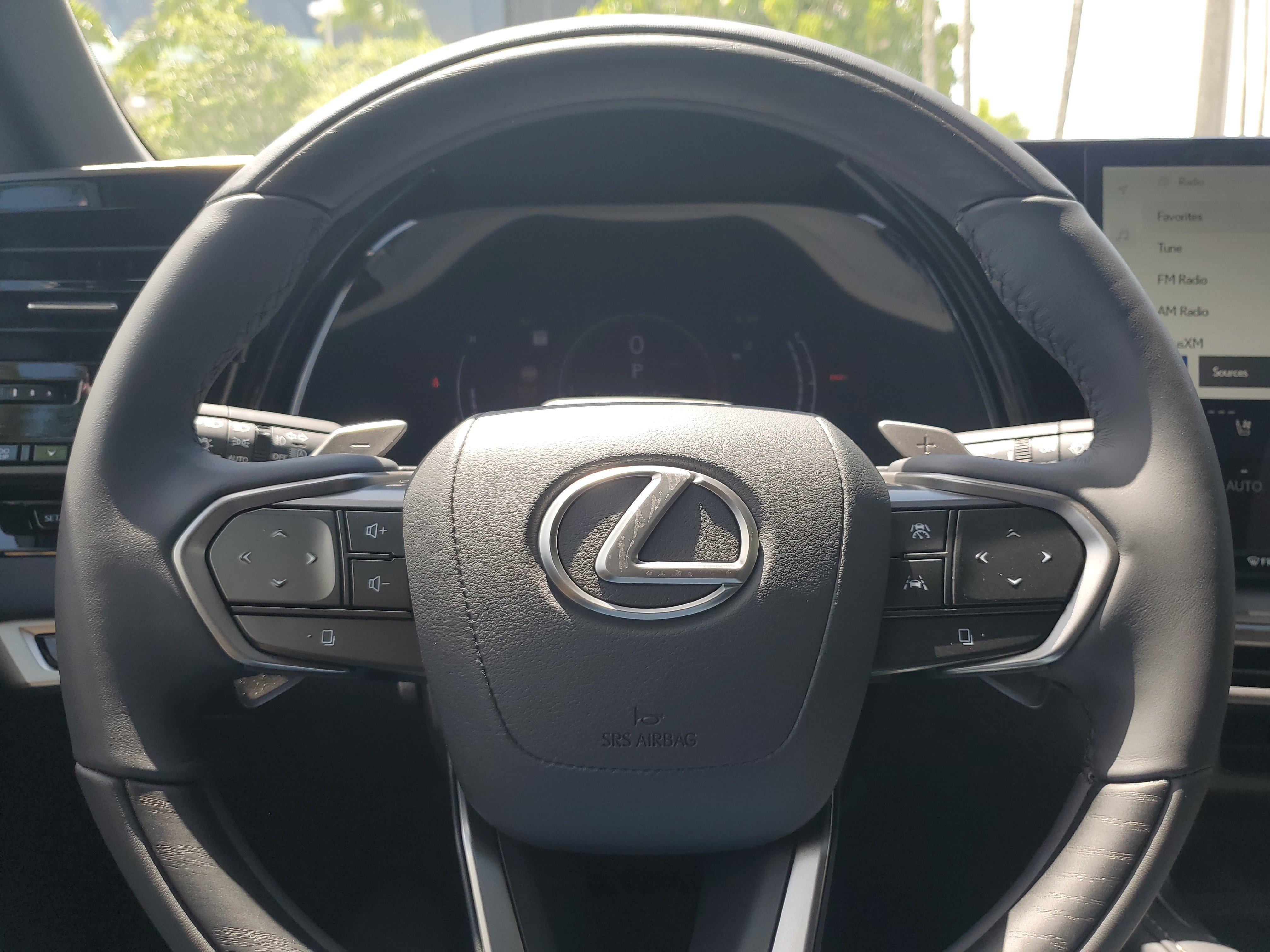 Used 2024 Lexus RX 350 Premium Plus w/ Convenience Package FWD image 25