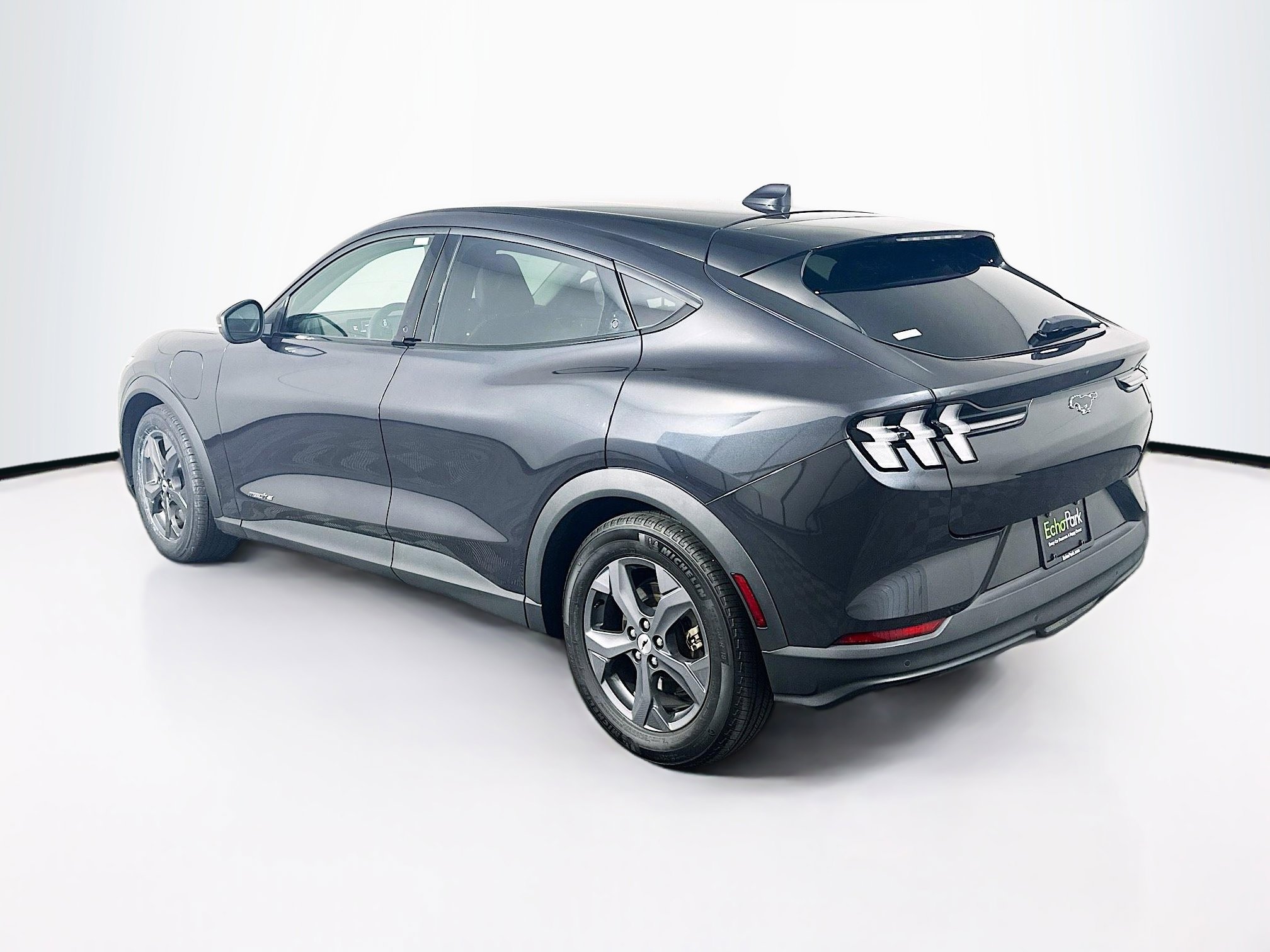 Used 2021 Ford Mustang Mach-E Select image 5