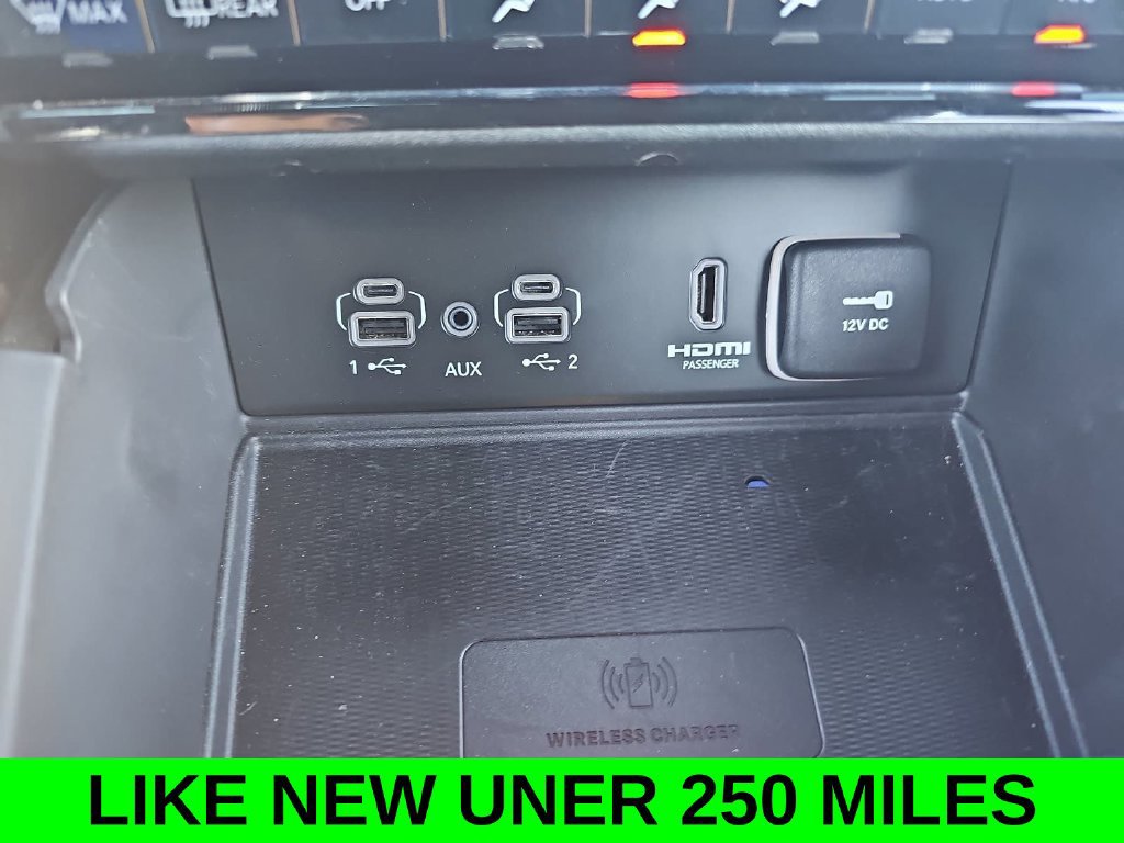 Used 2023 Jeep Grand Cherokee Overland w/ Luxury Tech Group IV AWD/4WD image 26
