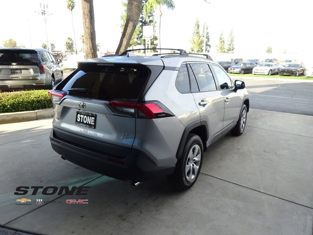 Used 2021 Toyota RAV4 LE w/ Carpet Mat Package (TMS) image 8