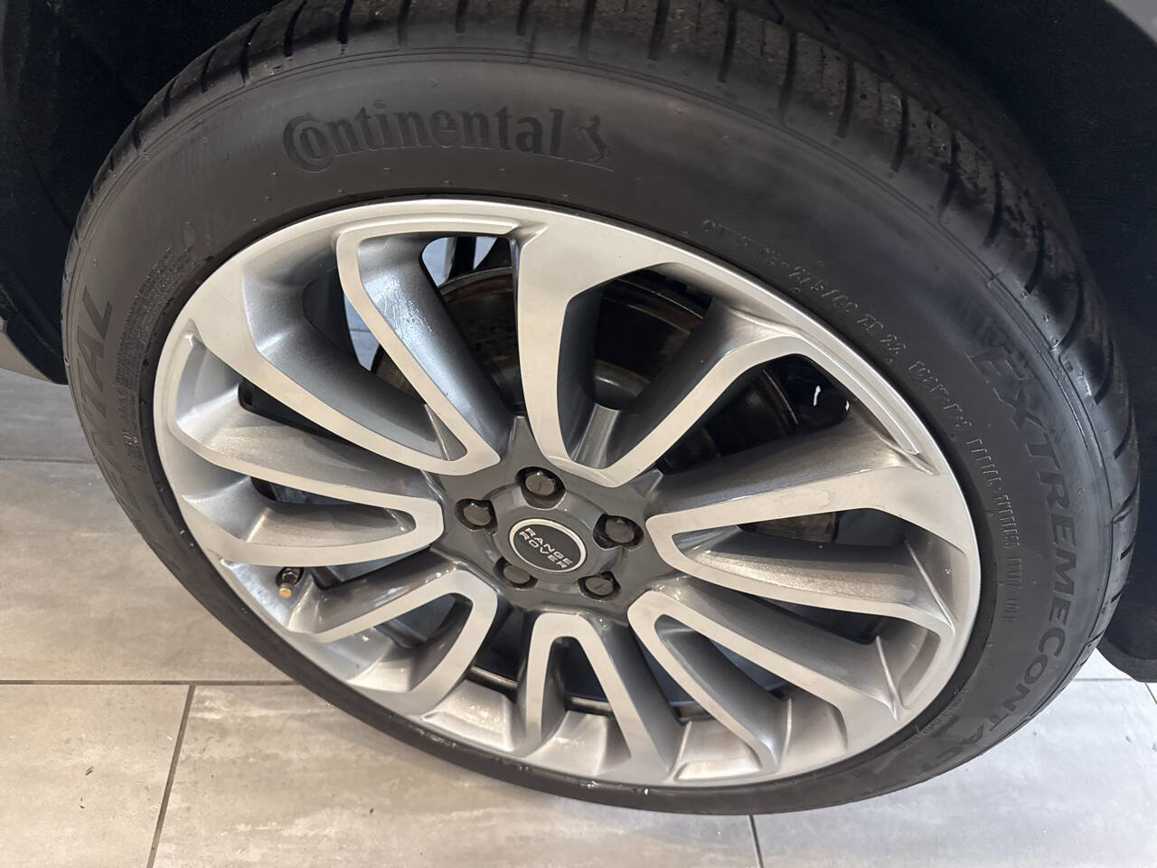 Used 2019 Land Rover Range Rover HSE AWD/4WD image 8
