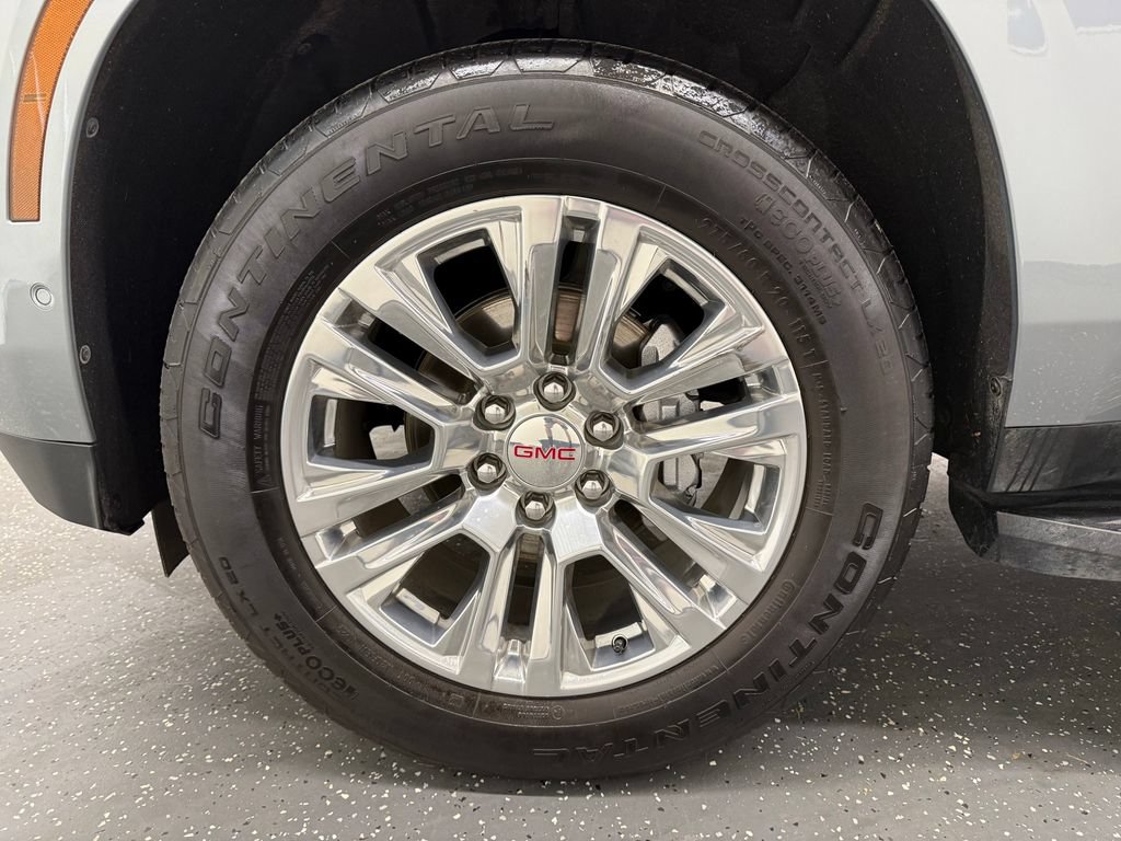 Used 2025 GMC Yukon Denali AWD/4WD image 18