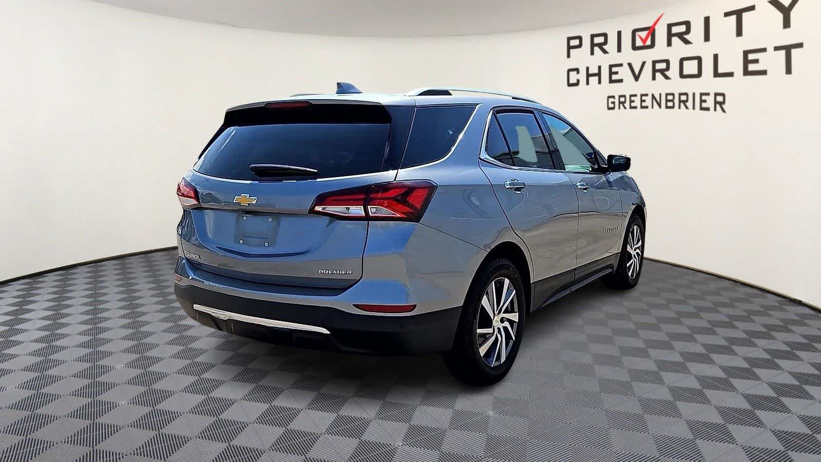 Used 2024 Chevrolet Equinox Premier FWD image 8