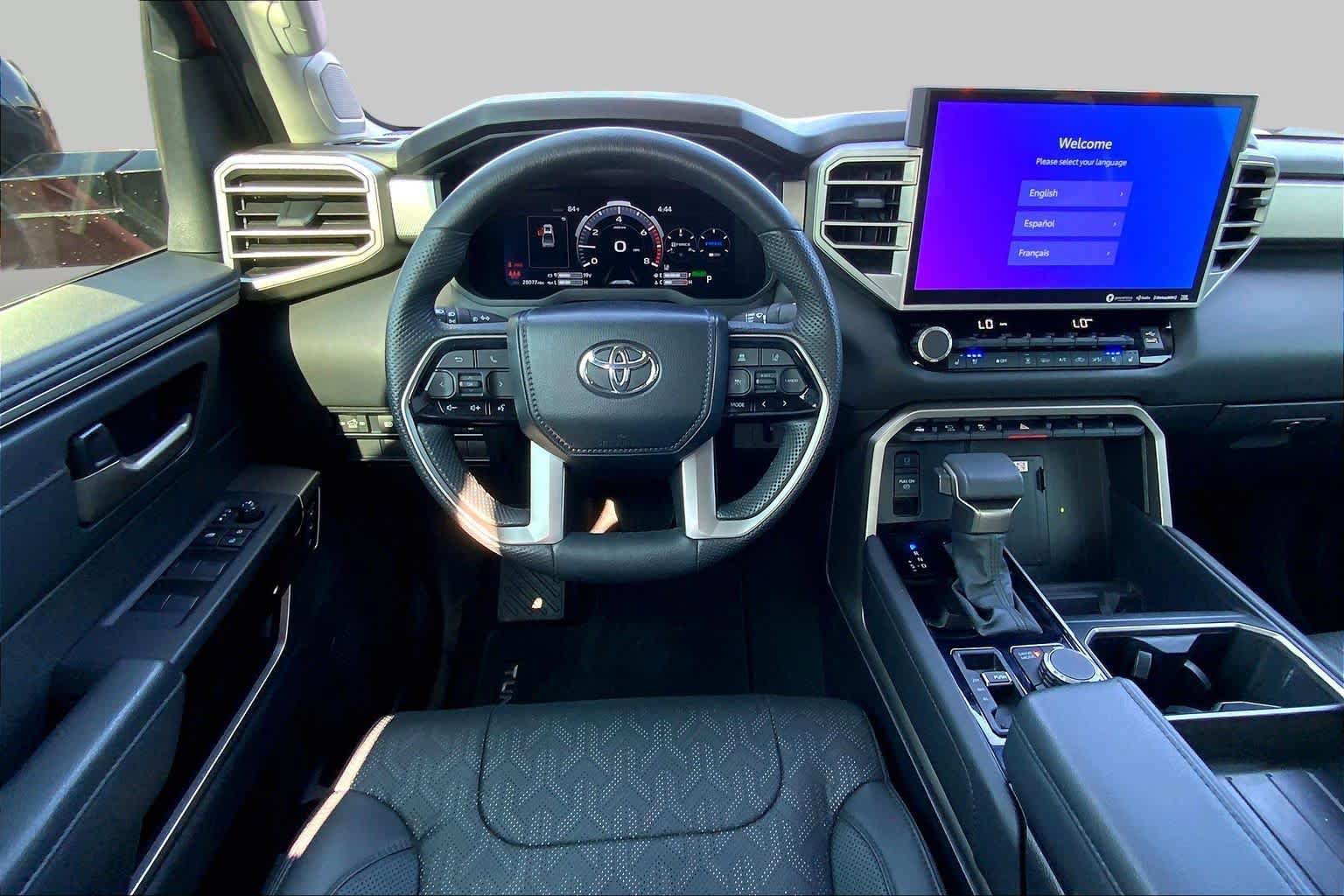 Used 2024 Toyota Tundra Limited AWD/4WD image 6