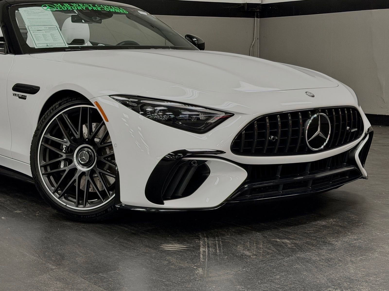 Used 2024 Mercedes-Benz SL 63 AMG 4MATIC image 3