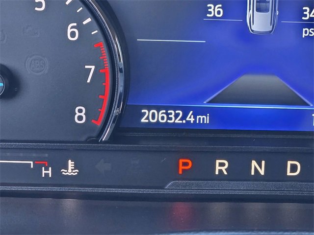 Used 2023 Ford Explorer XLT image 32