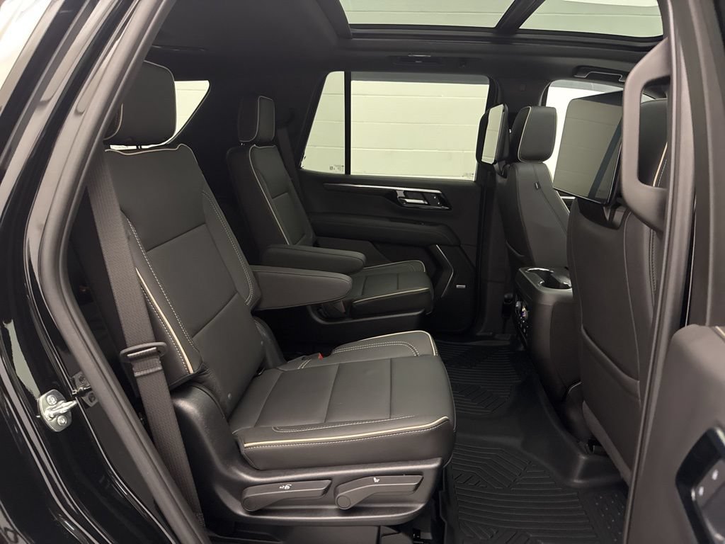 Used 2025 Chevrolet Tahoe Premier AWD/4WD image 75