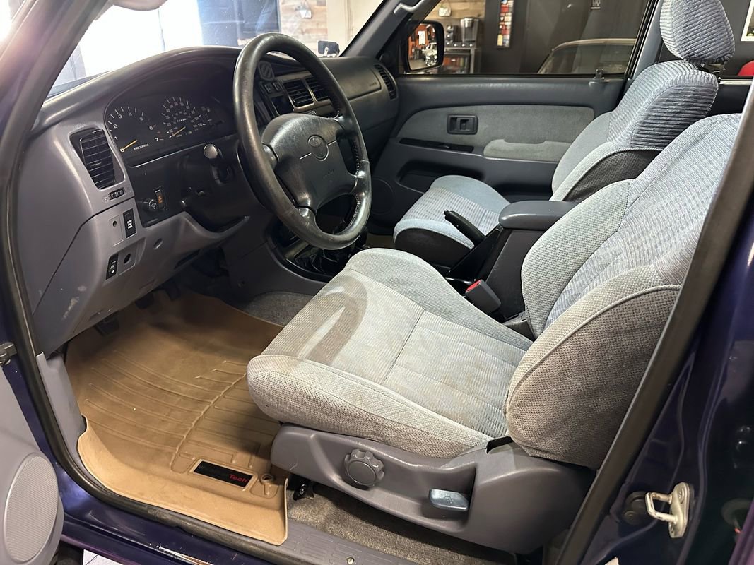 Used 1998 Toyota 4Runner SR5 image 14