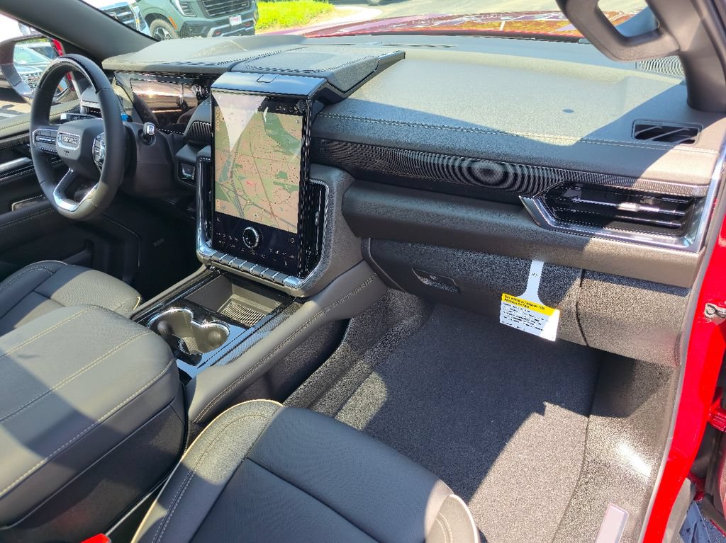 New 2026 GMC Yukon Elevation w/ Elevation Premium Package AWD/4WD image 31