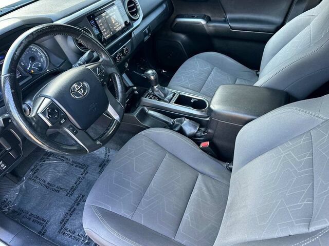 Used 2016 Toyota Tacoma TRD Off-Road w/ Towing Package RWD image 10