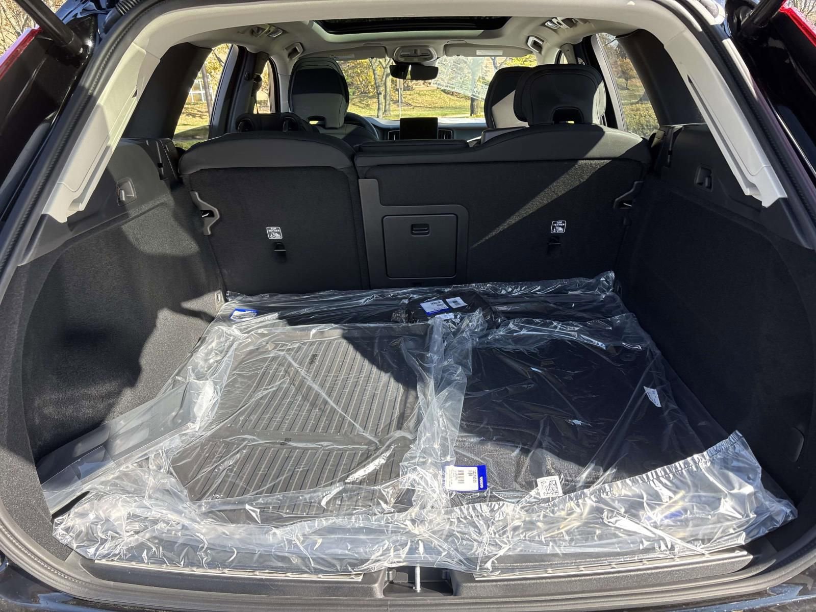 New 2026 Volvo XC60 B5 Plus w/ Protection Package Premier image 9