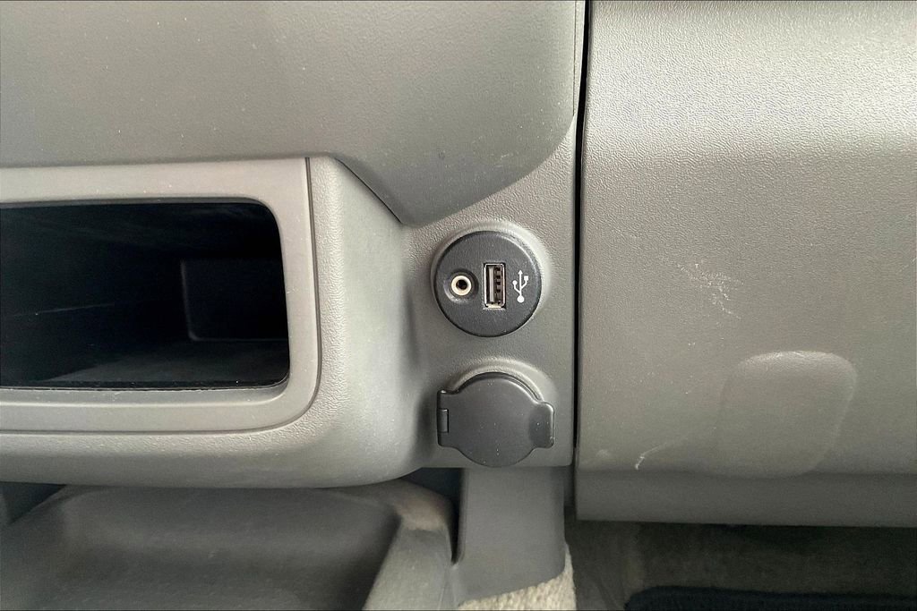 Used 2018 Nissan Frontier Desert Runner RWD image 25