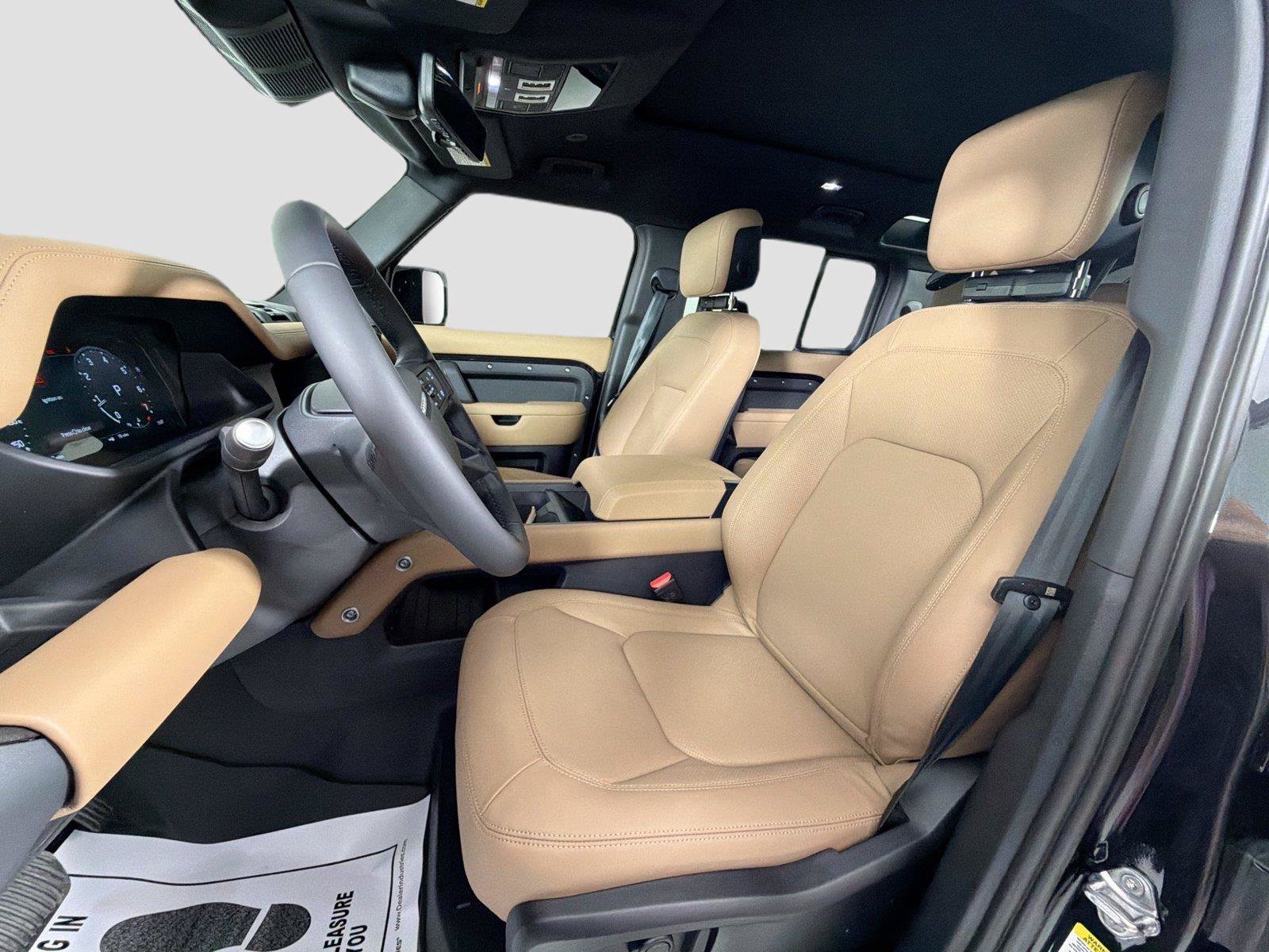 Certified 2026 Land Rover Defender 110 X-Dynamic SE AWD/4WD image 22