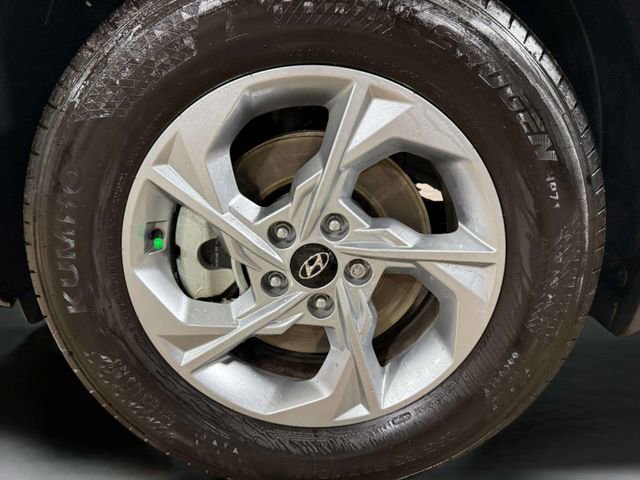 Used 2023 Hyundai Tucson SEL w/ Winter Package image 32