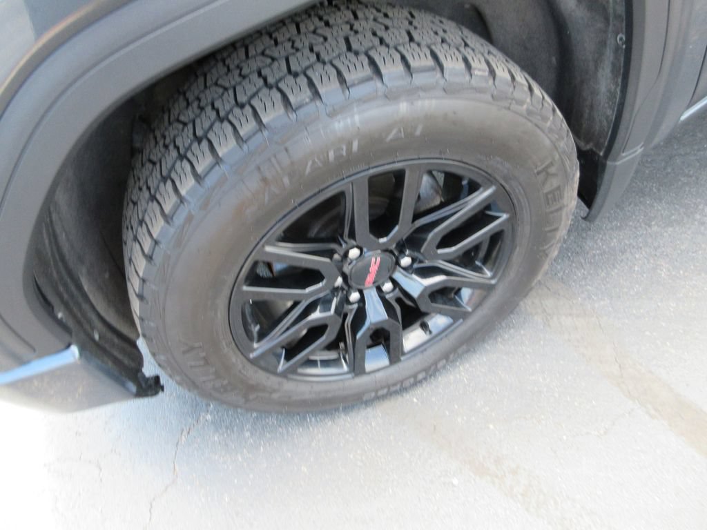 Used 2020 GMC Sierra 1500 Elevation w/ Elevation Value Package AWD/4WD image 16