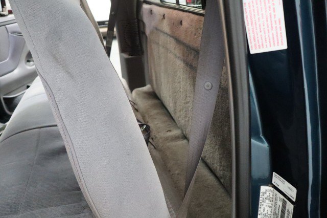 Used 1997 Ford F250 4x4 Regular Cab Heavy Duty image 47