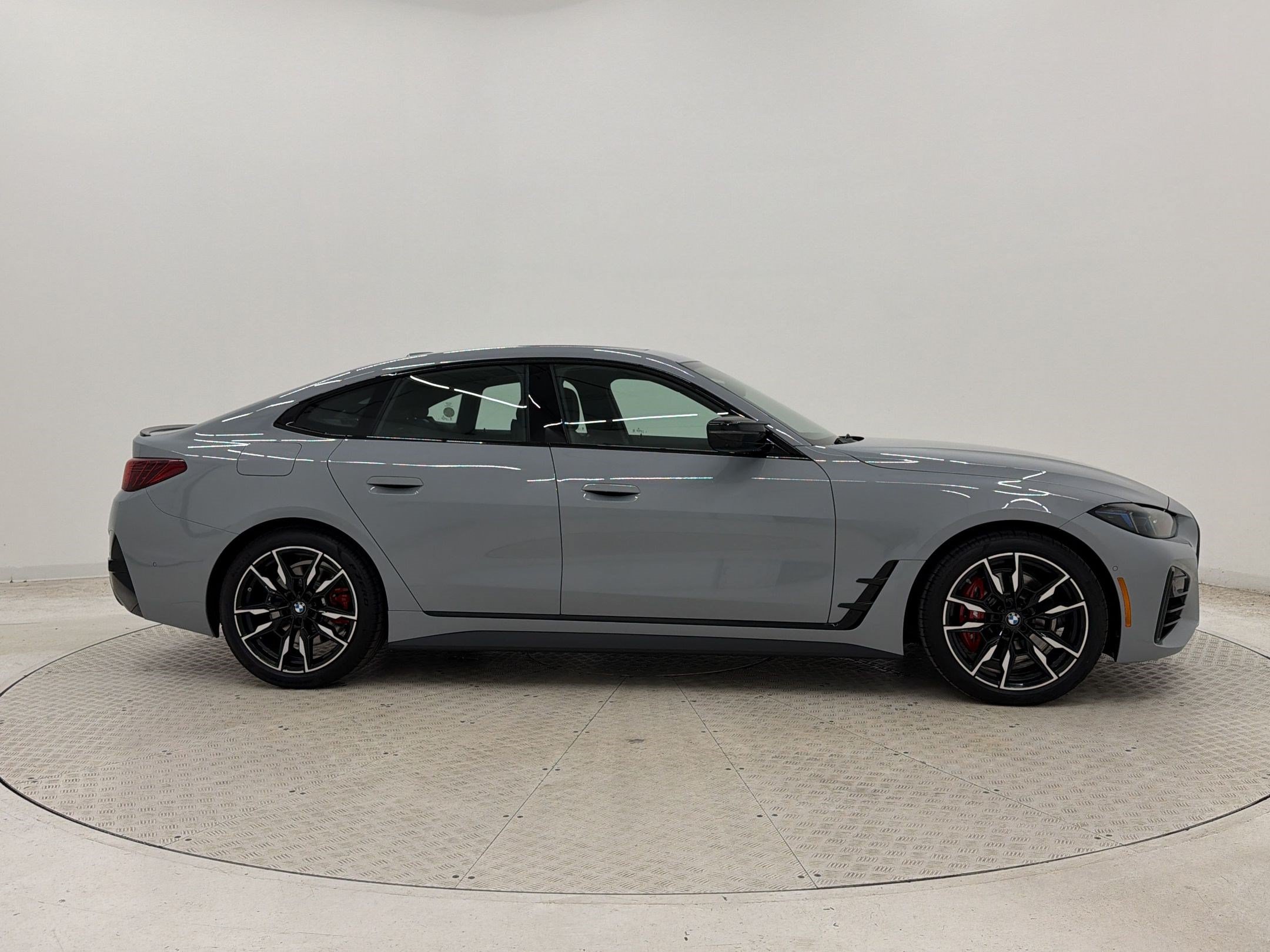 New 2026 BMW 440i xDrive w/ Premium Package AWD/4WD image 8