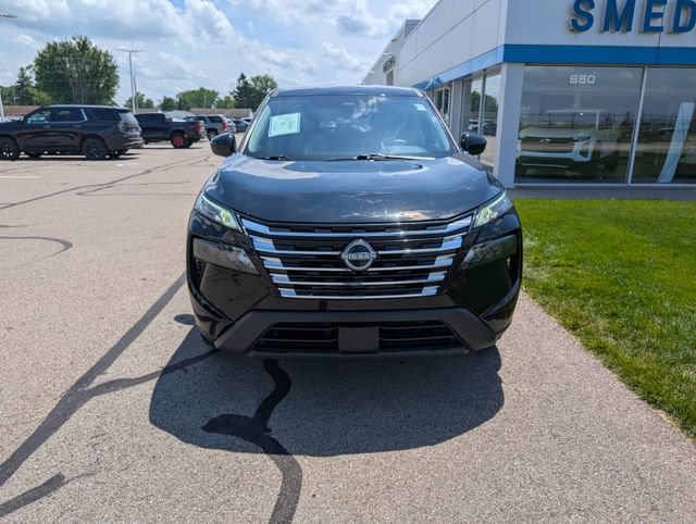 Used 2025 Nissan Rogue SV AWD/4WD image 25