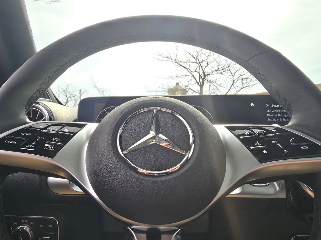 New 2026 Mercedes-Benz GLB 250 4MATIC image 28