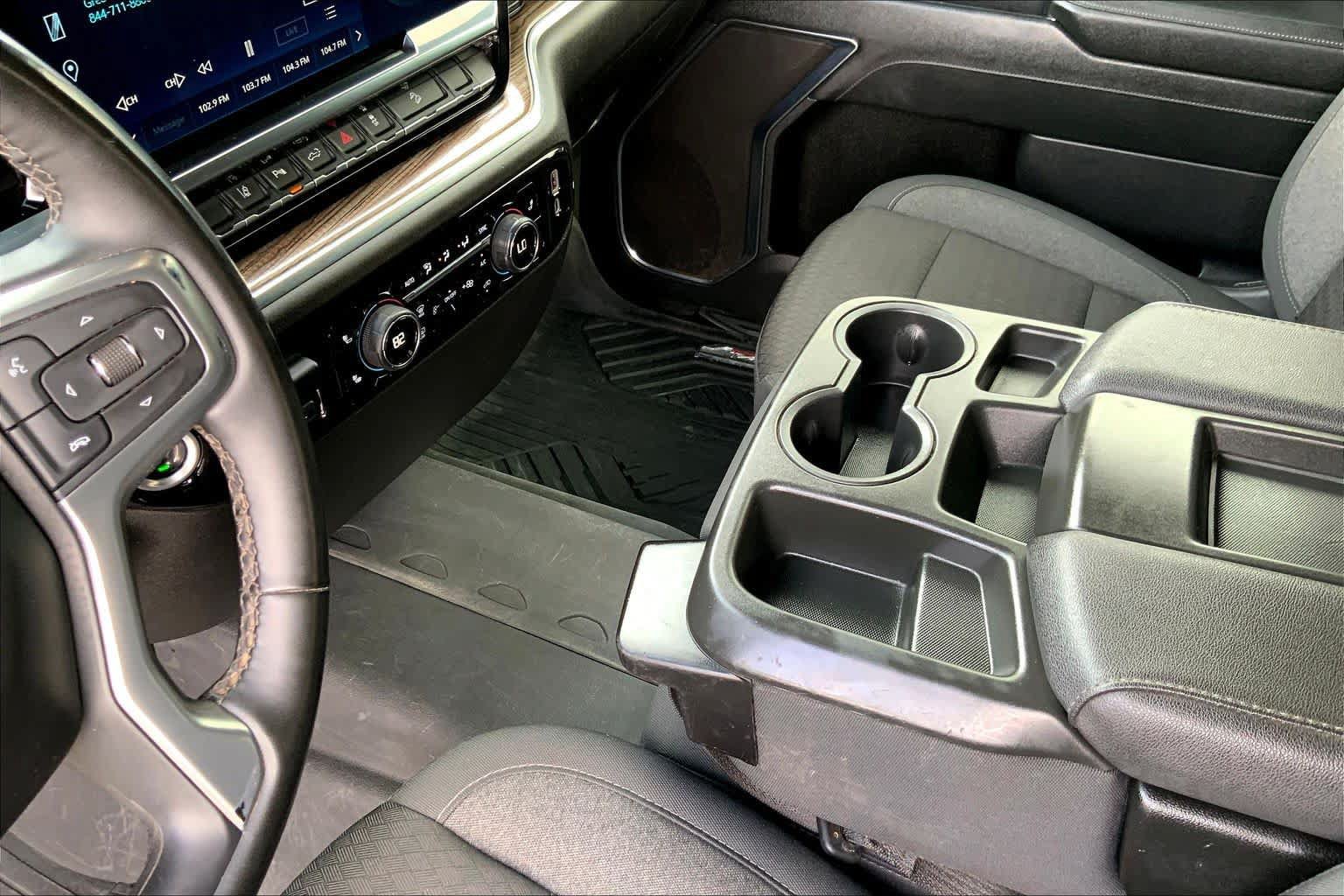 Used 2024 Chevrolet Silverado 2500 LT w/ Texas Edition AWD/4WD image 17