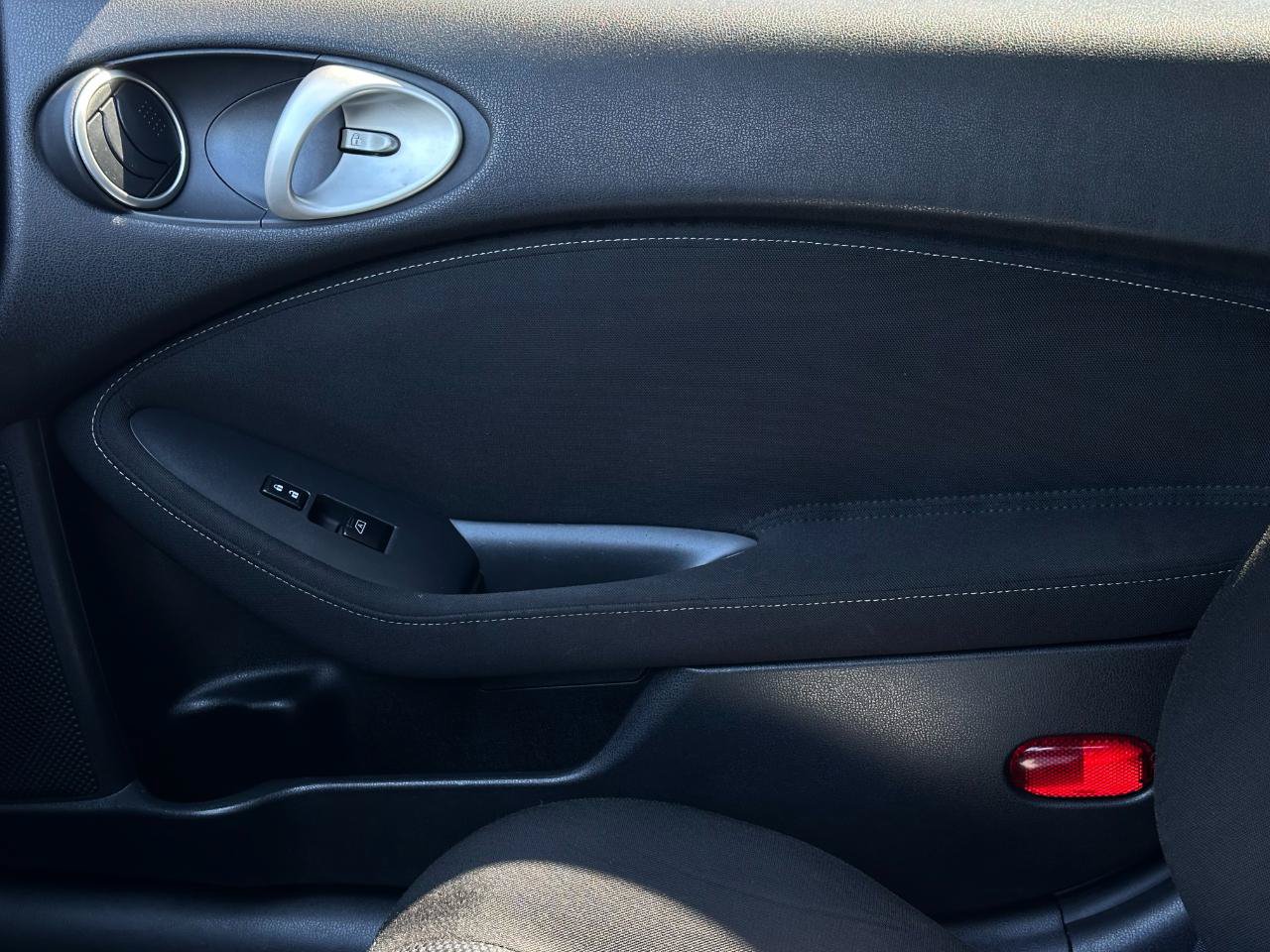 Used 2014 Nissan 370Z Coupe w/ Sport Package RWD image 23
