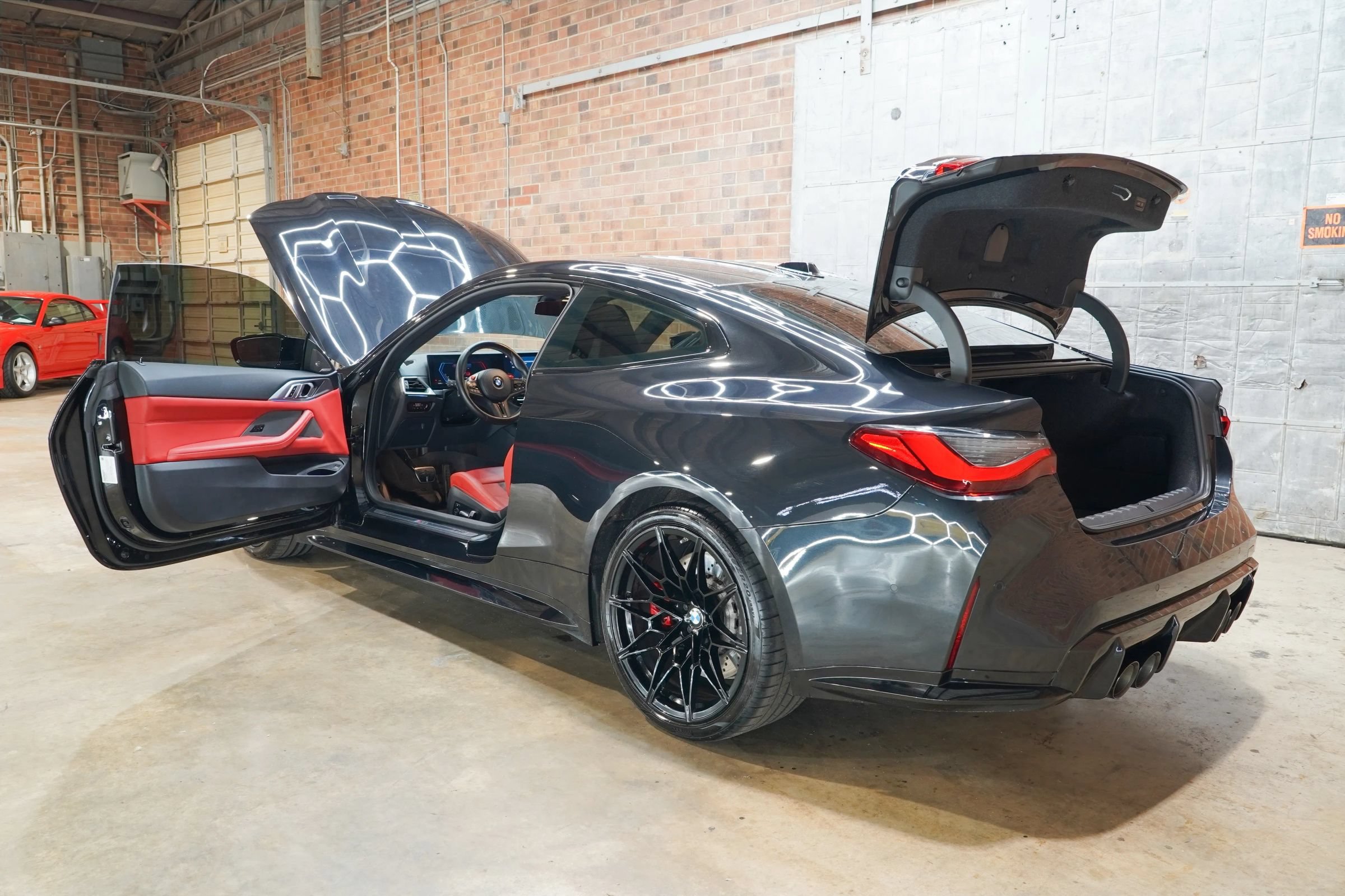 Used 2024 BMW M4 xDrive Competition w/ Executive Package AWD/4WD image 30