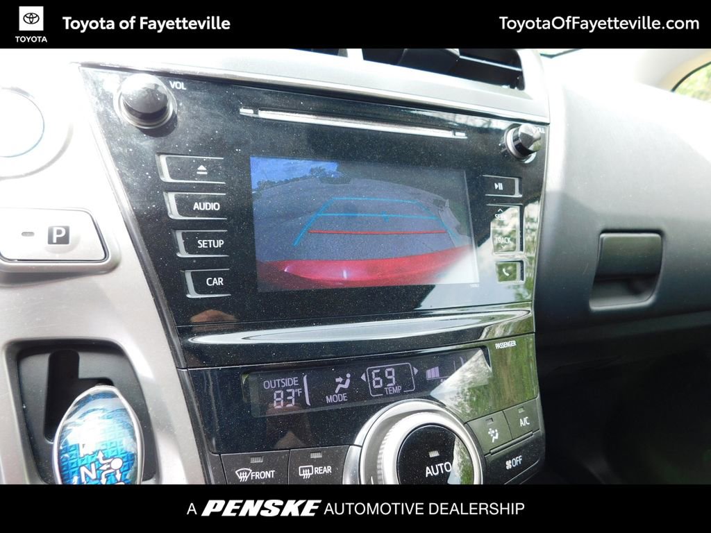 Used 2017 Toyota Prius V Two image 10