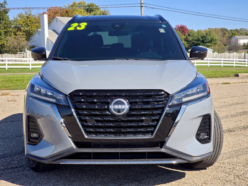 Used 2023 Nissan Kicks SR FWD image 7
